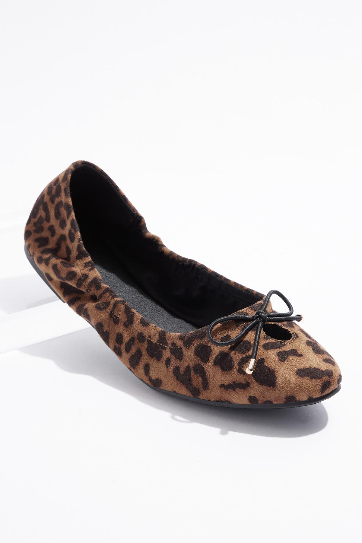 Keyhole Scrunch Flats